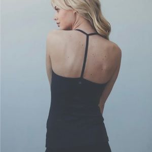 Montiel black Tback cami size L